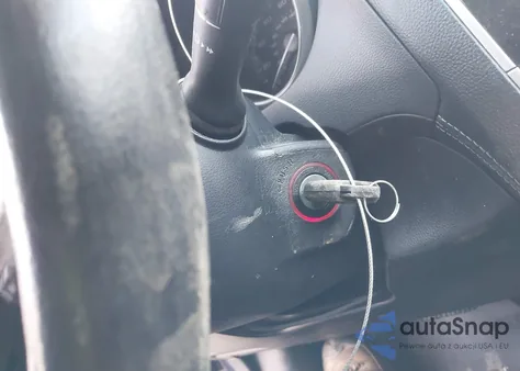 2018 Subaru Outback 2.5I Premium z USA, uszkodzony, nr VIN 4S4BSACC8J3281197